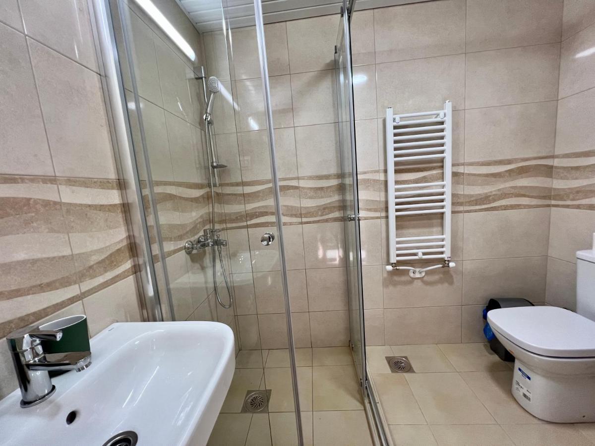 Sara'S Apartment Cozy And Close To Center With Private Parking สโกเปีย ภายนอก รูปภาพ